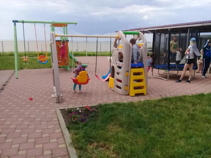carousel image 1