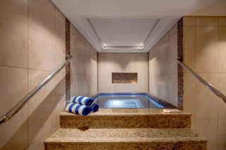 Дубай: Royal Continental Suites Business Bay - Deluxe Apartments