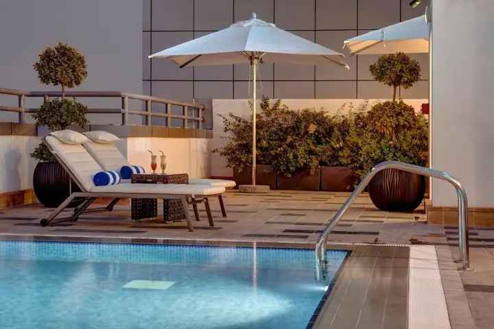 Дубай: Royal Continental Suites Business Bay - Deluxe Apartments