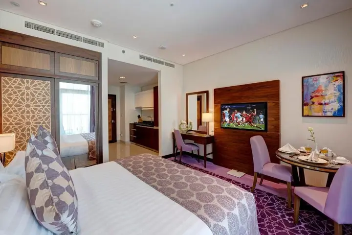 Дубай: Royal Continental Suites Business Bay - Deluxe Apartments