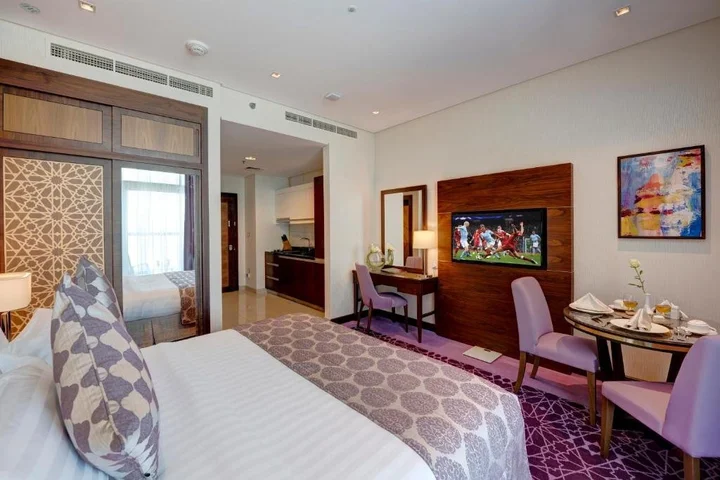 Дубай: Royal Continental Suites Business Bay - Deluxe Apartments