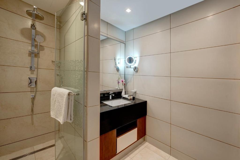 Дубай: Royal Continental Suites Business Bay - Deluxe Apartments