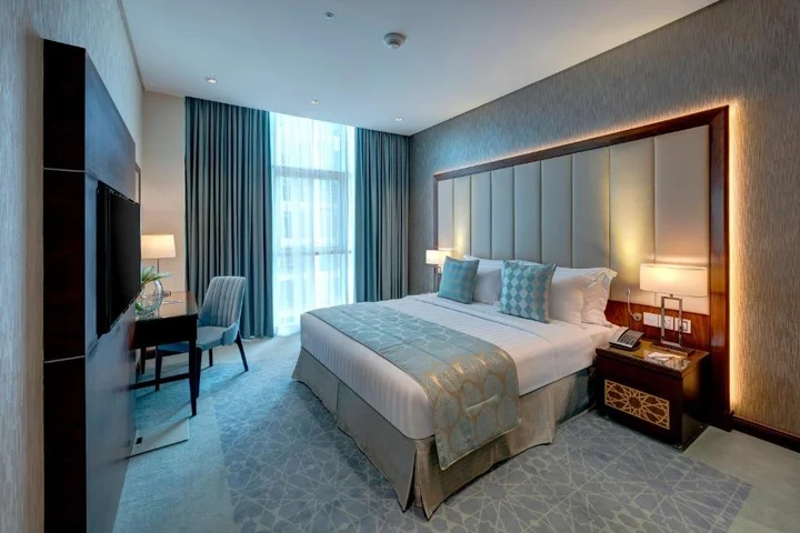 Дубай: Royal Continental Suites Business Bay - Deluxe Apartments