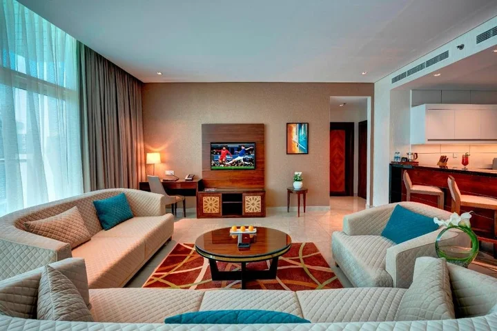 Дубай: Royal Continental Suites Business Bay - Deluxe Apartments