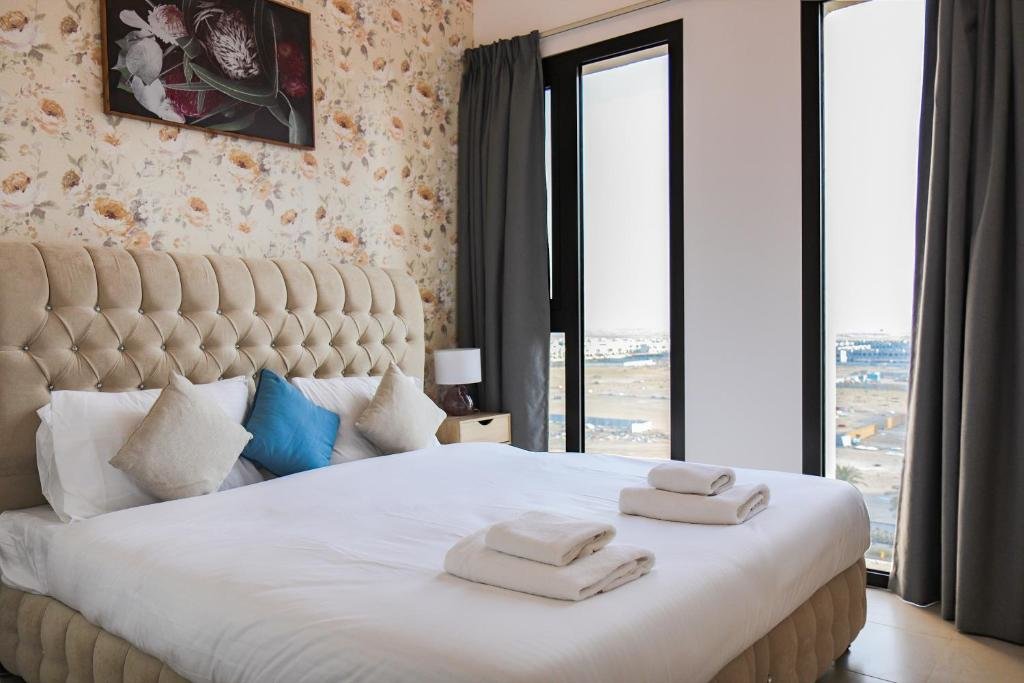 Дубай: 1 Bedroom Apartment In Hayat Boulevard