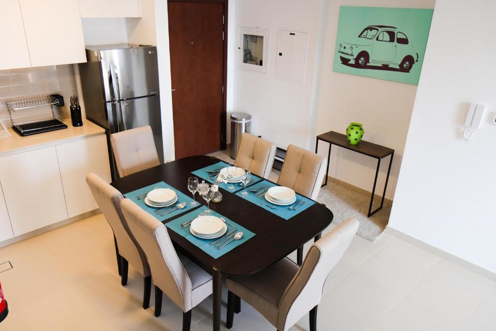Дубай: 1 Bedroom Apartment In Hayat Boulevard