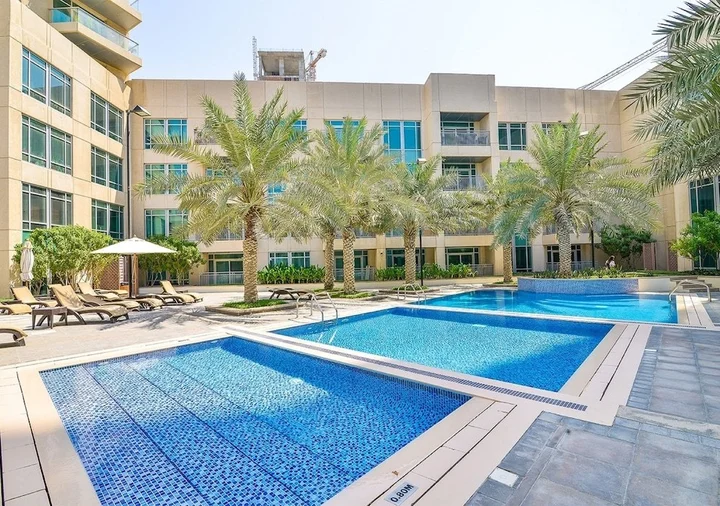 Дубай: Athens Ease By Emaar Two Bedroom Apartment
