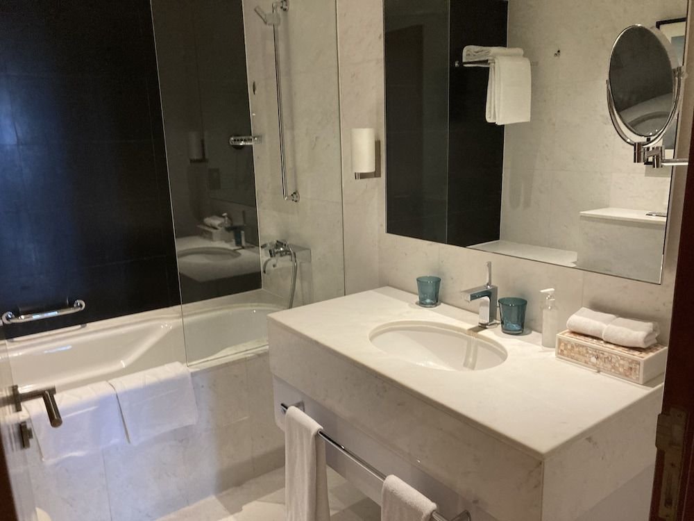 Дубай: Ultimate Luxury - The Address Dubai Mall Residence