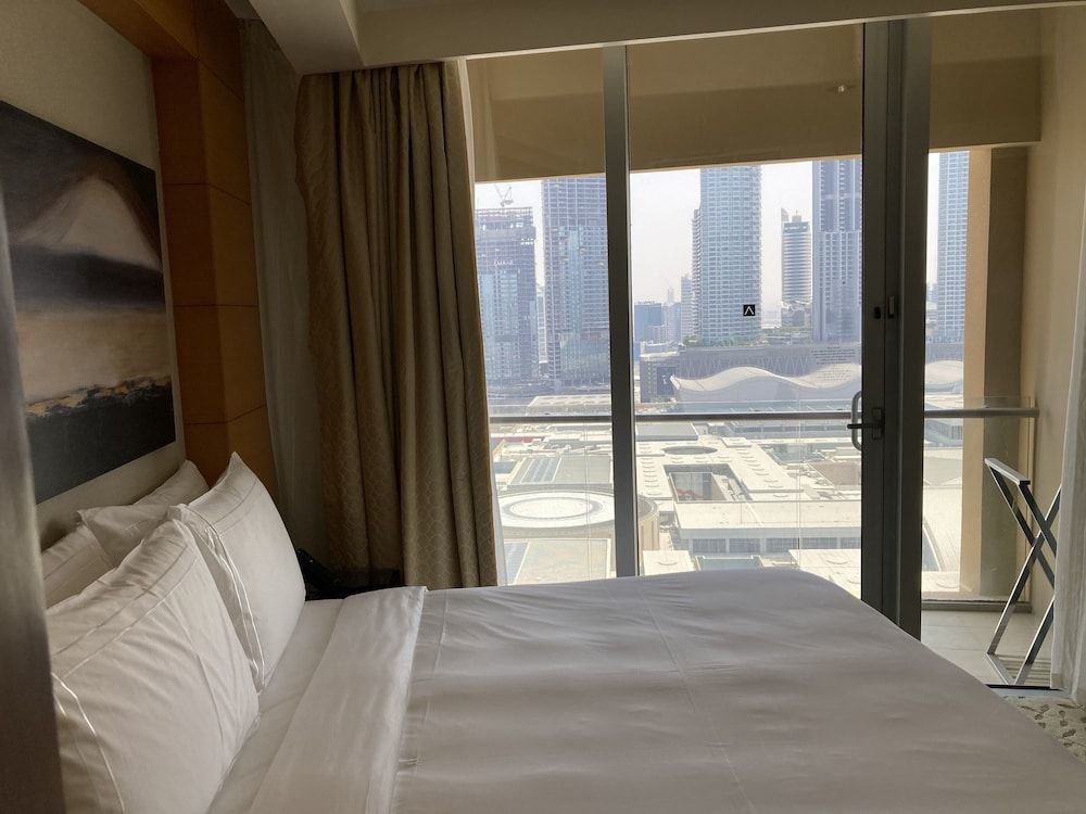 Дубай: Ultimate Luxury - The Address Dubai Mall Residence
