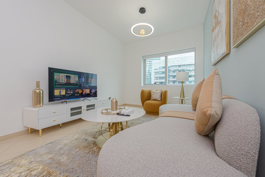 Дубай: Апартаменты Marco Polo - Splendid 1BR Apt with Marina View & Close to Metro