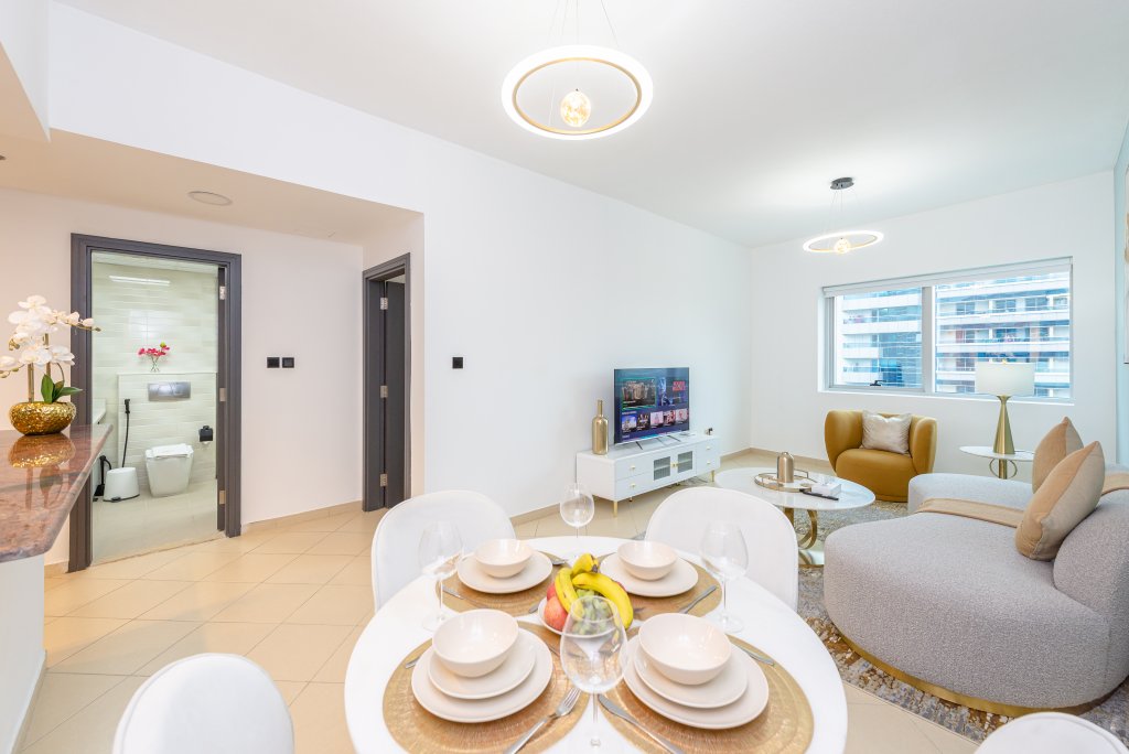 Дубай: Апартаменты Marco Polo - Splendid 1BR Apt with Marina View & Close to Metro