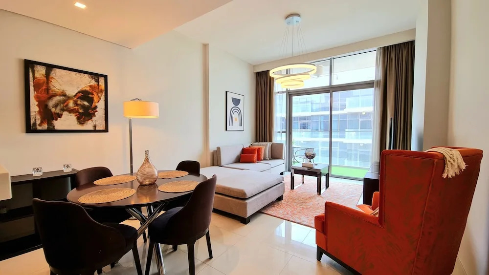Дубай: Апартаменты Stunning 1 BR Golf Views Damac Hills