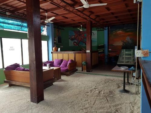 Атолл Лхавийани: Maakana Inn