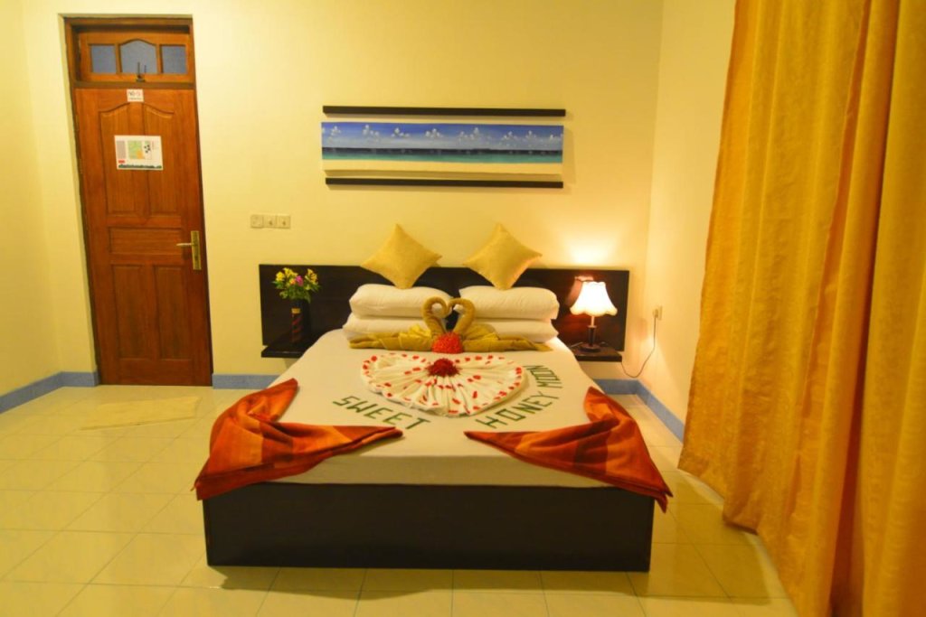 Атолл Алиф-Дхаалу: DHIGURAH BEACH Inn