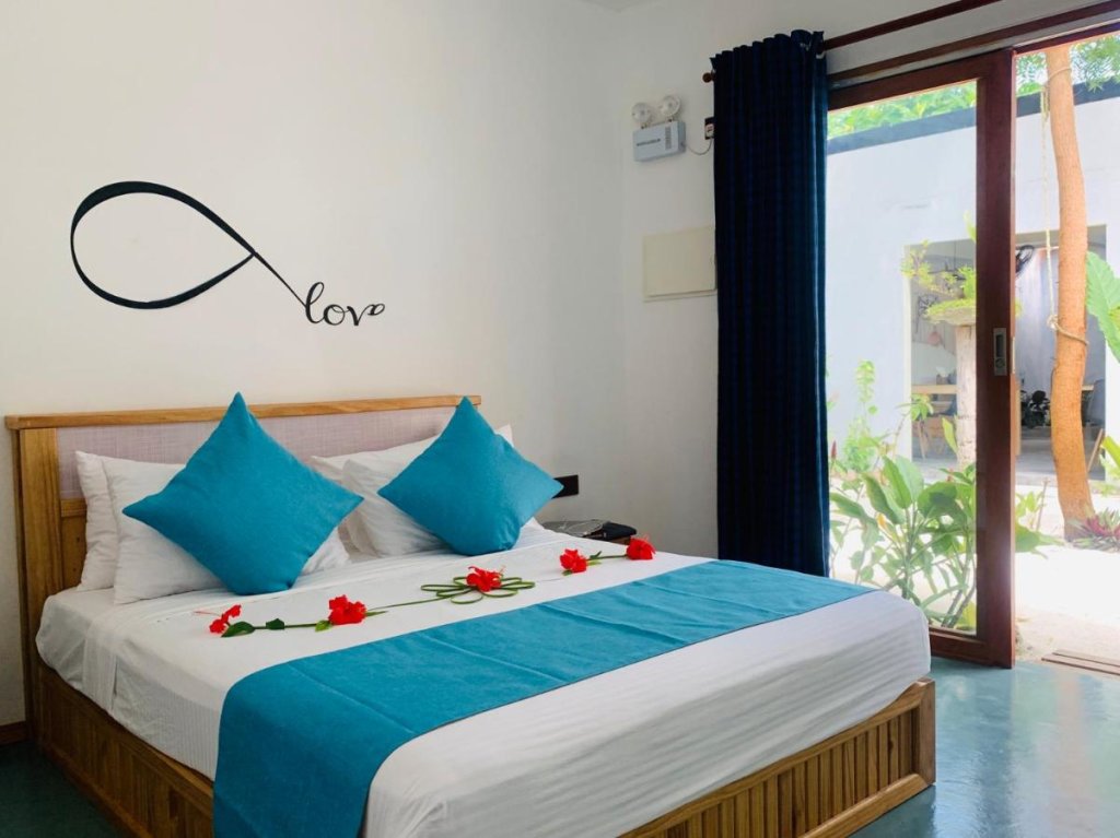 Ithaa Thoddoo Inn — фото 5