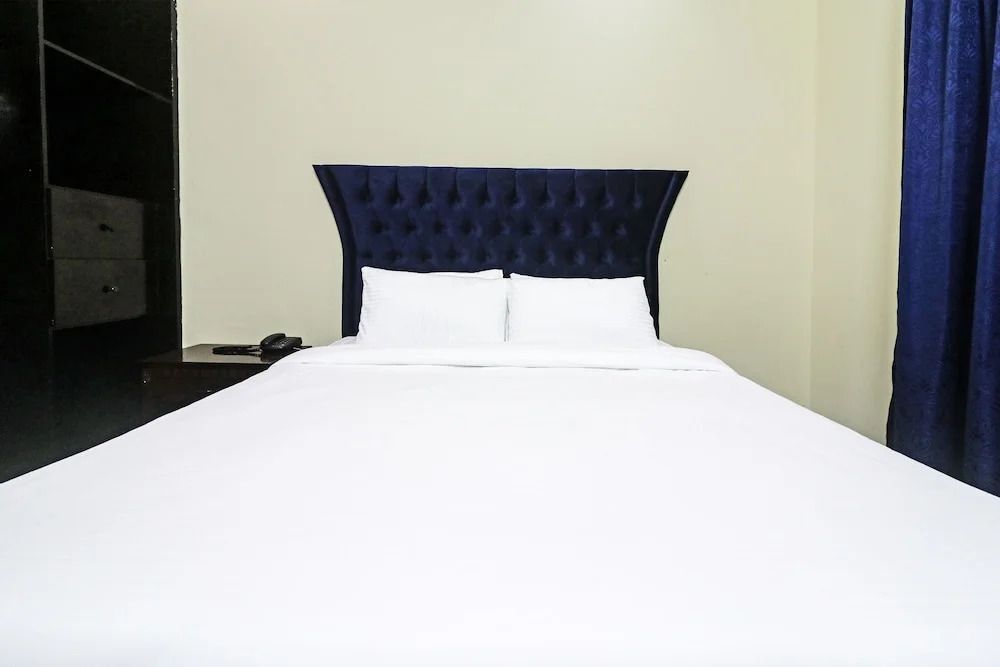 Шарджа: OYO 149 Sun Rise Hotel Apartment