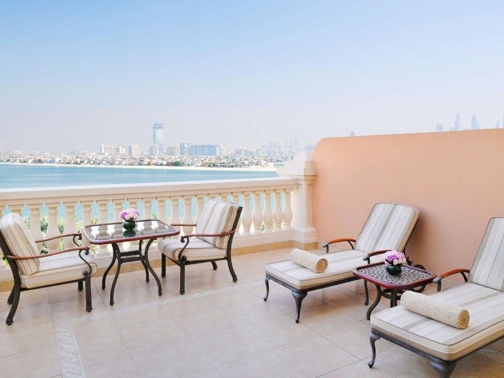 Дубай: Raffles The Palm Dubai
