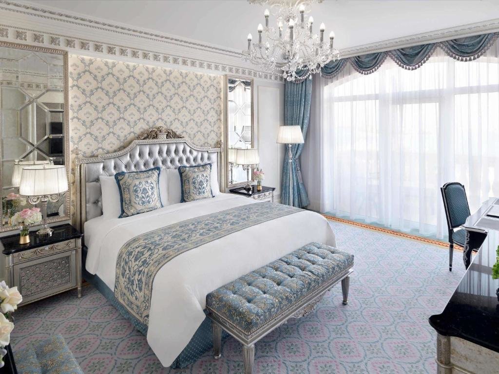 Дубай: Raffles The Palm Dubai