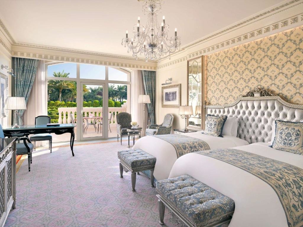 Дубай: Raffles The Palm Dubai