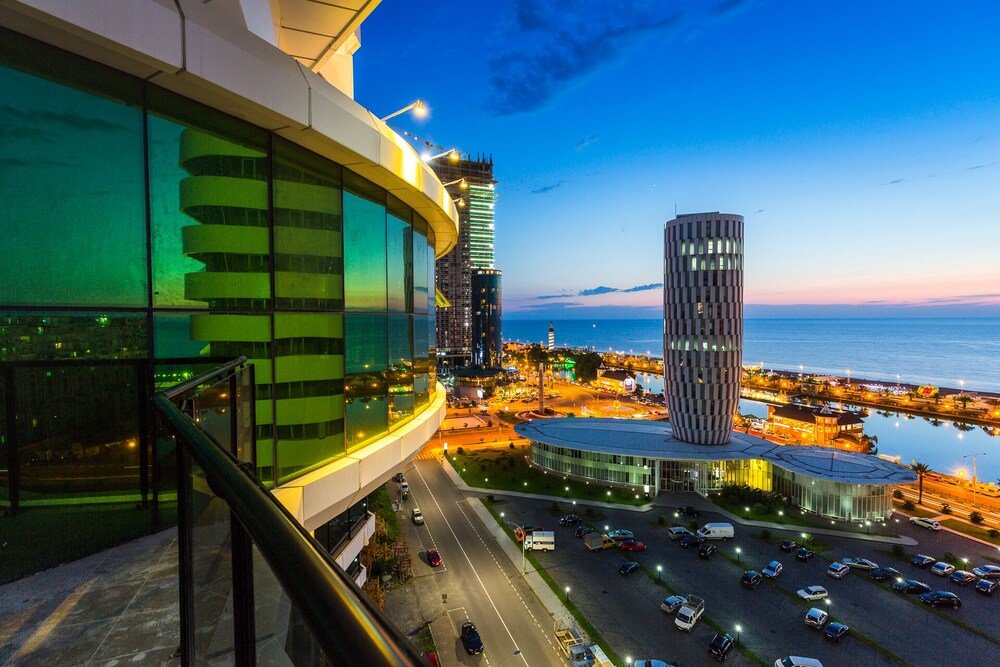 Апарт-отель Mega Palace Batumi Agency — фото 1