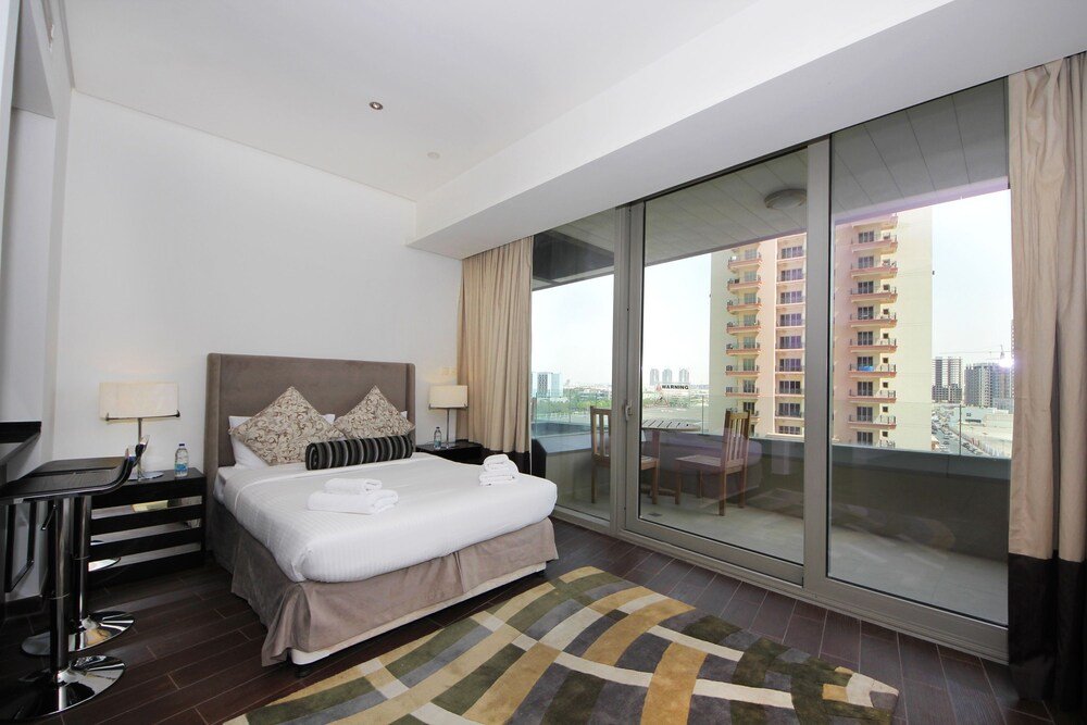 Дубай: Signature Holiday Home - Matrix Tower
