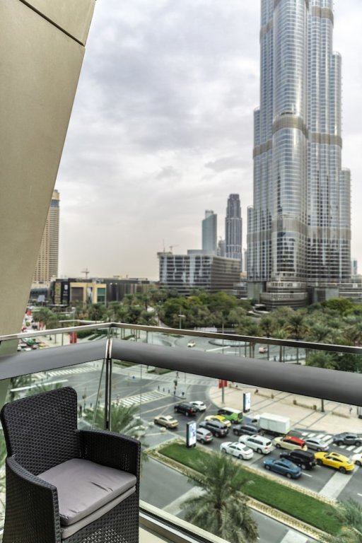 Дубай: Bravo Way Burj Vista 1