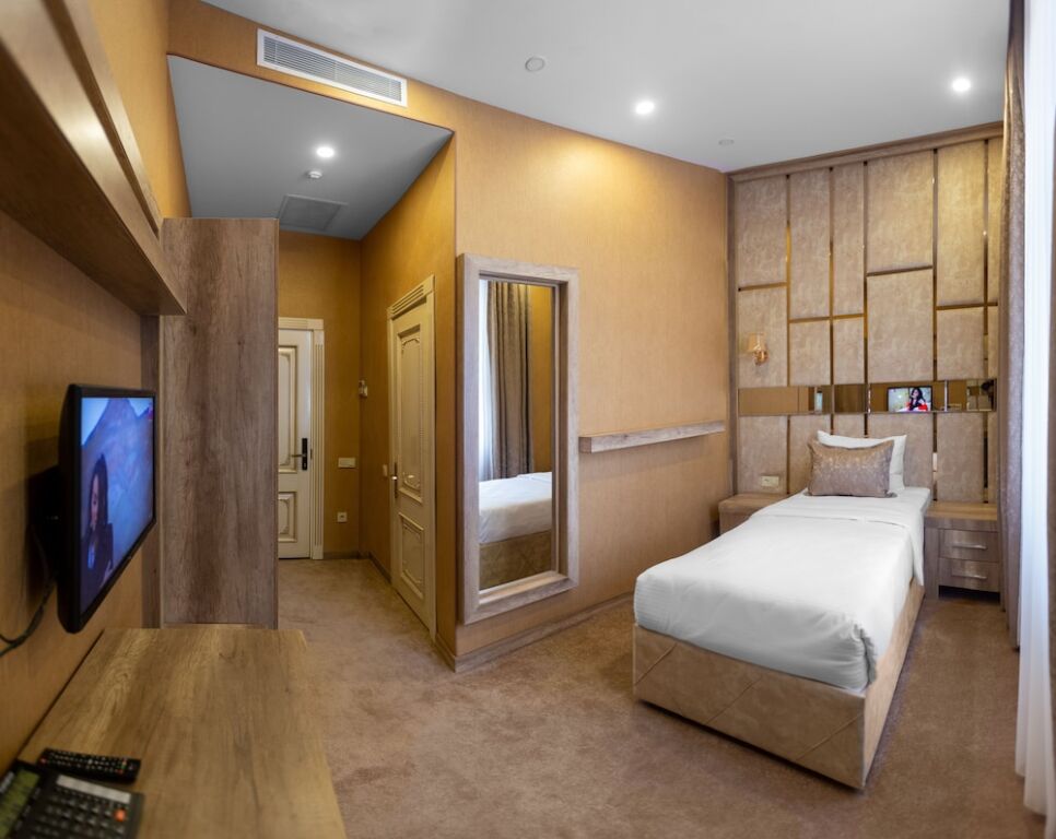 Баку: Nardin Hotel