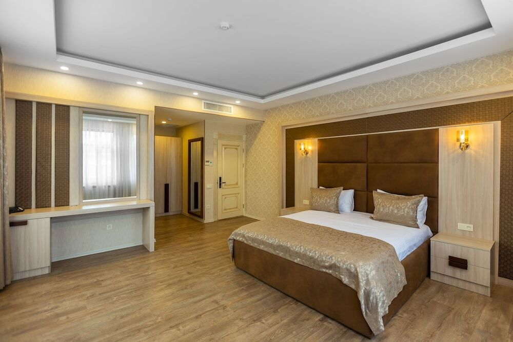 Баку: Nardin Hotel