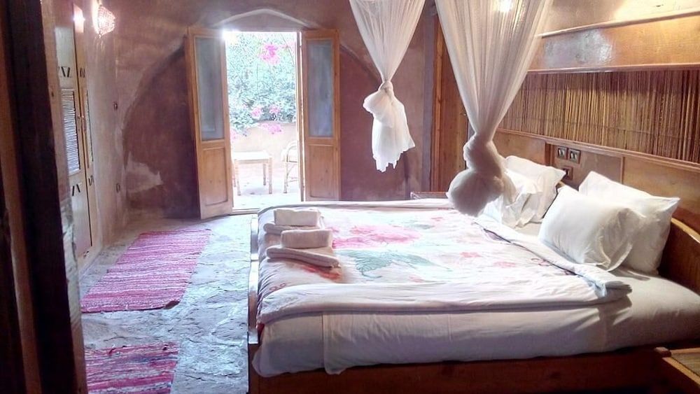 Абу-Симбел: Eskaleh Nubian House