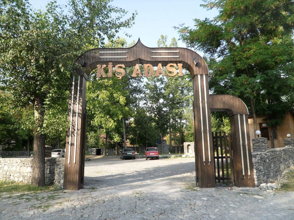 Шеки: Отель Kish Adasi — Kish Island