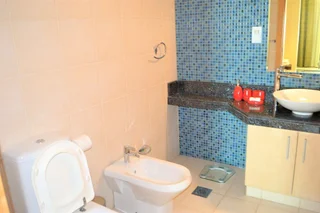 Дубай: Entire 1 Bedroom Apartment in the Prestigious Palk Jumeirah - NBT