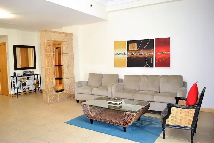 Дубай: Entire 1 Bedroom Apartment in the Prestigious Palk Jumeirah - NBT
