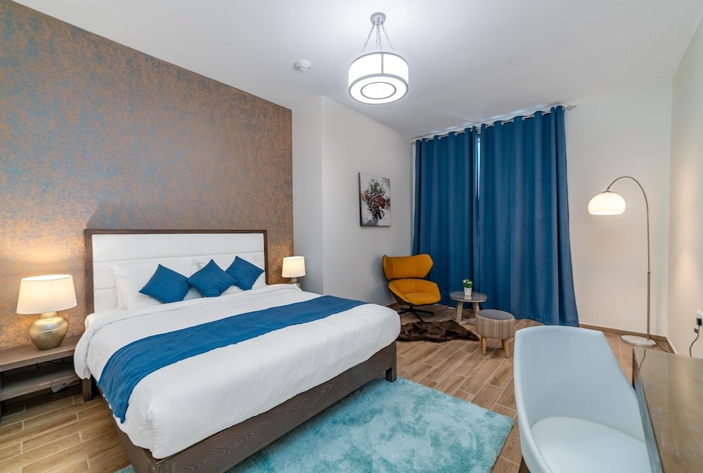 Дубай: Vacation bay Noura Tower