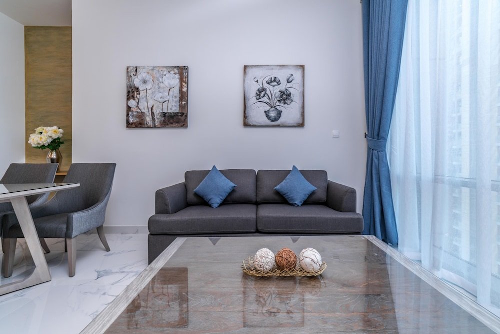 Дубай: Vacation bay Noura Tower