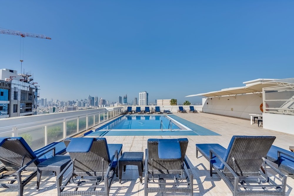 Дубай: Brickhaven Ease by Emaar Spacious