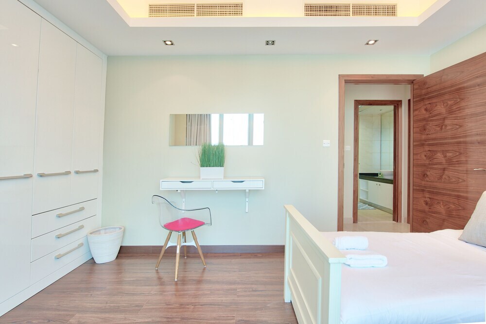 Дубай: Luton Vacation Home The Torch