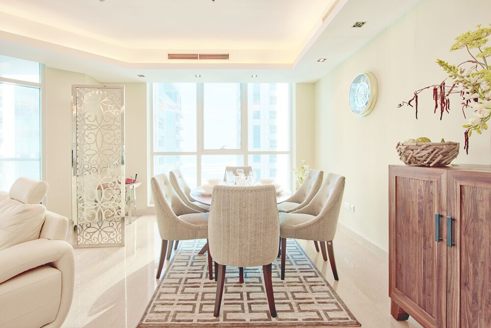 Дубай: Luton Vacation Home The Torch
