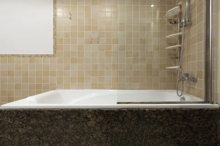 Дубай: Homely Apt Steps Away To the Beach, Jbr