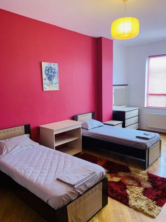 Баку: Sea View Apartment With Terrace