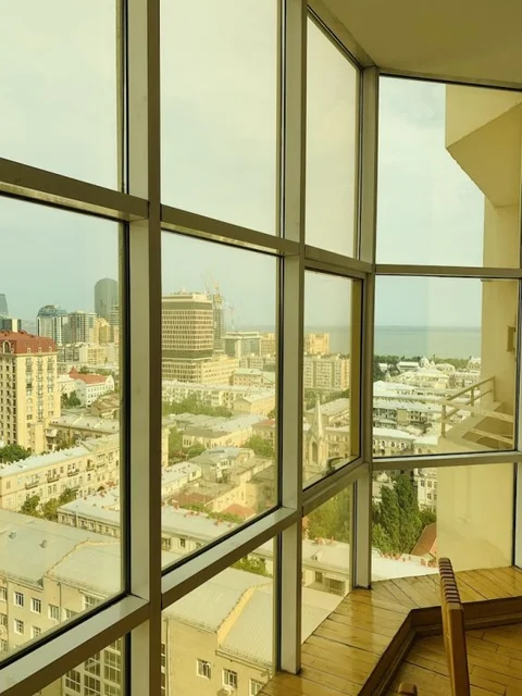 Баку: Sea View Apartment With Terrace