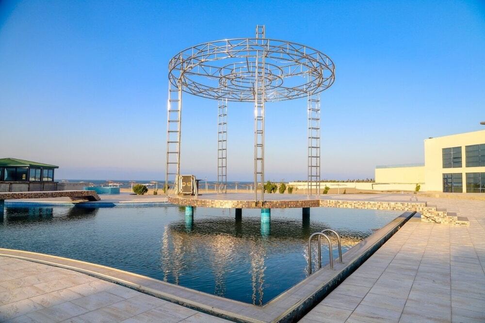 Баку: Kaspi Beach Resort