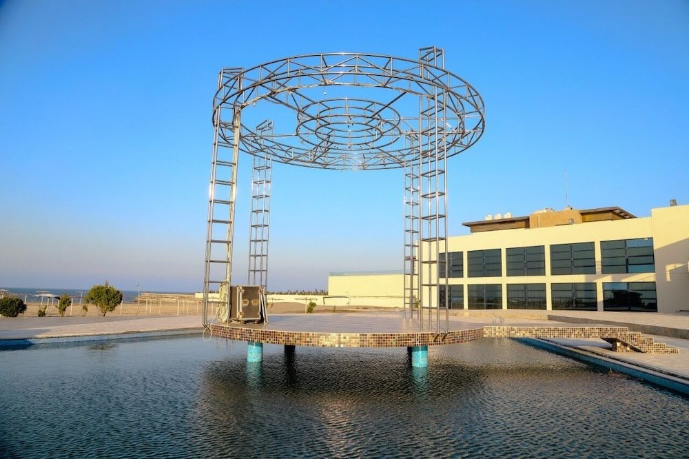 Баку: Kaspi Beach Resort