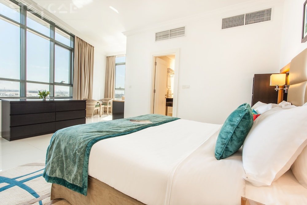 Дубай: Staycae Capital Bay