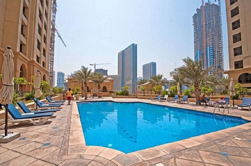 Дубай: I am Heart of JBR