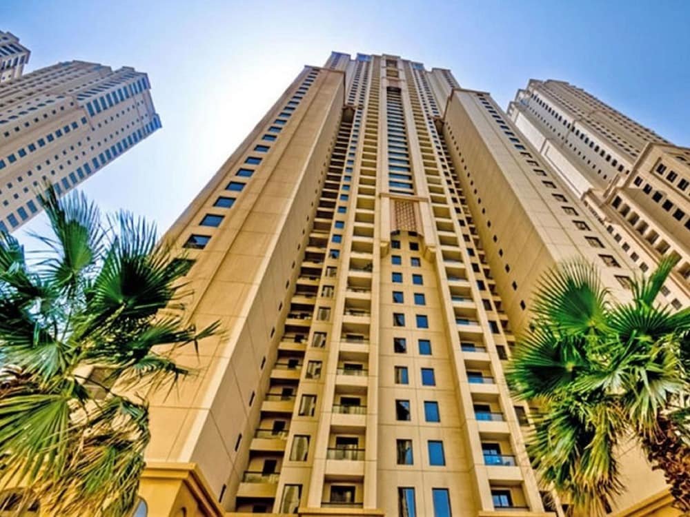 Дубай: I am Heart of JBR