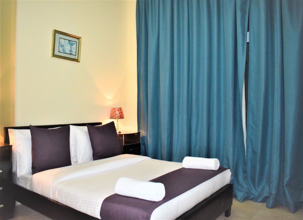 Дубай: Beautiful One Bedroom Apartment in Tecom