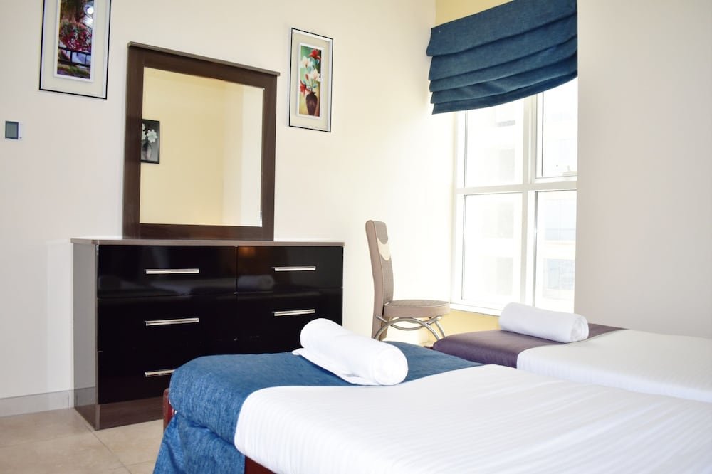 Дубай: Beautiful One Bedroom Apartment in Tecom