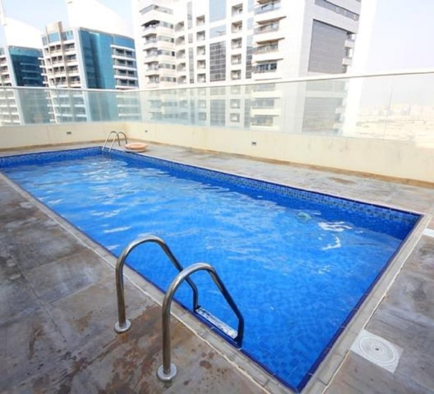 Дубай: Beautiful One Bedroom Apartment in Tecom
