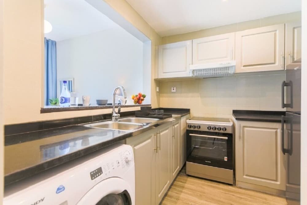 Дубай: Beautiful Studio Apartment in JLT