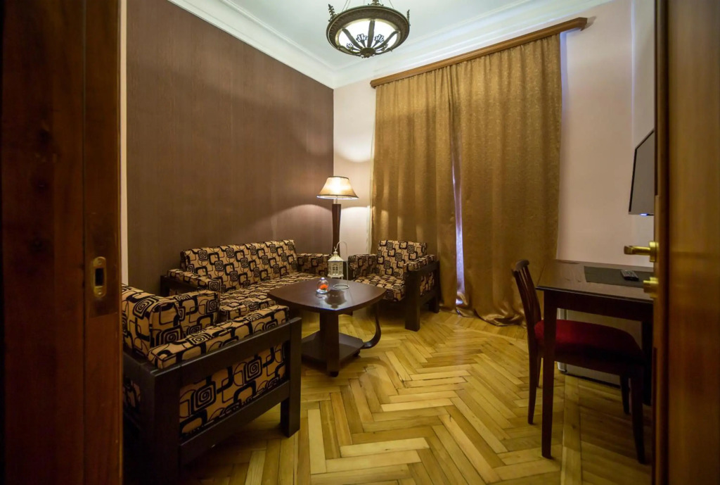 Кутаиси: Отель Legends Tskaltubo Spa Resort